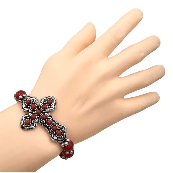 🌼 Red Sideways Cross Beaded Stretch Bracelet - Picture 2 of 3